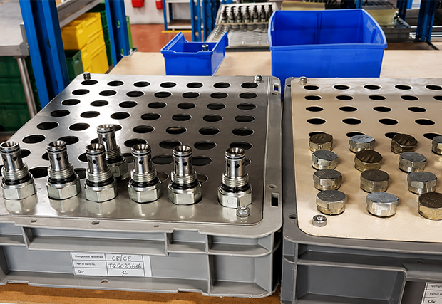 Reinigungsmaschine für Kleinteile