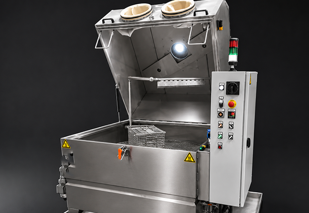 Offene Ein-Bad-Reinigungsmaschine mit Drehteller „ECO“