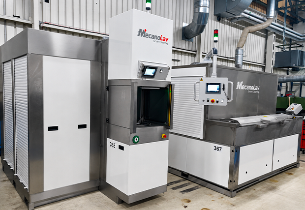 Reinigung, Entfettung und Dekontamination von Partikeln mit einer Industriemaschine