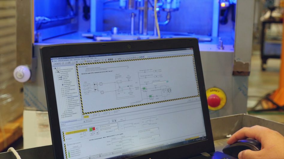Cleaning machines PLC program