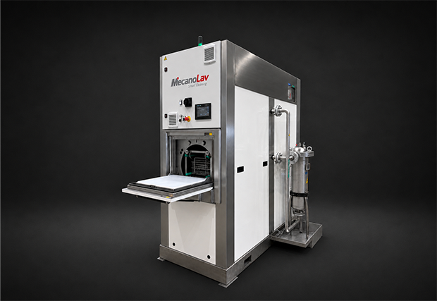 MecanoJET-Maschine mit geöffneter Tür zum Entladen des Korbs